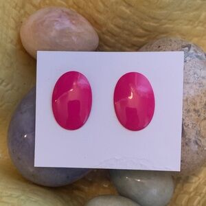 Vintage Fuchsia Pink Oval Enamel Pierced Earrings